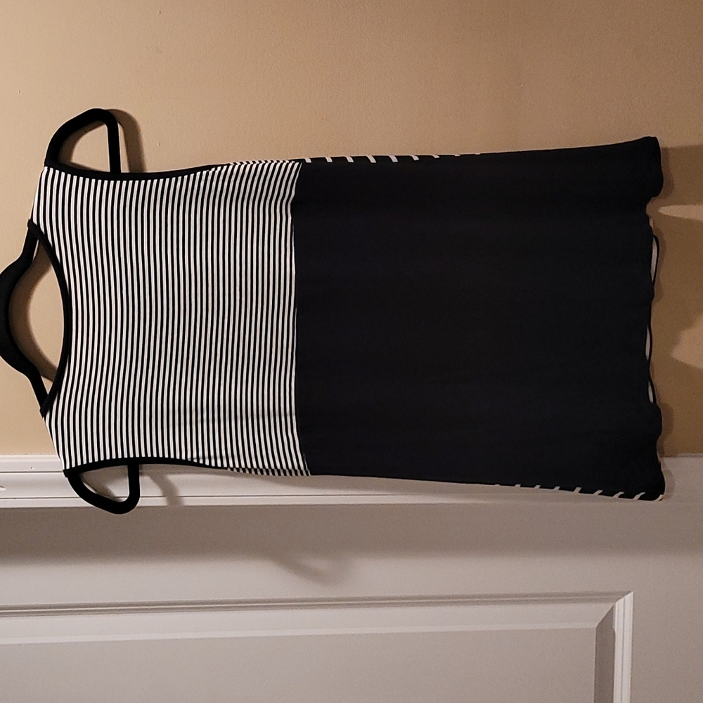 First Look tank - Picture 4 of 4